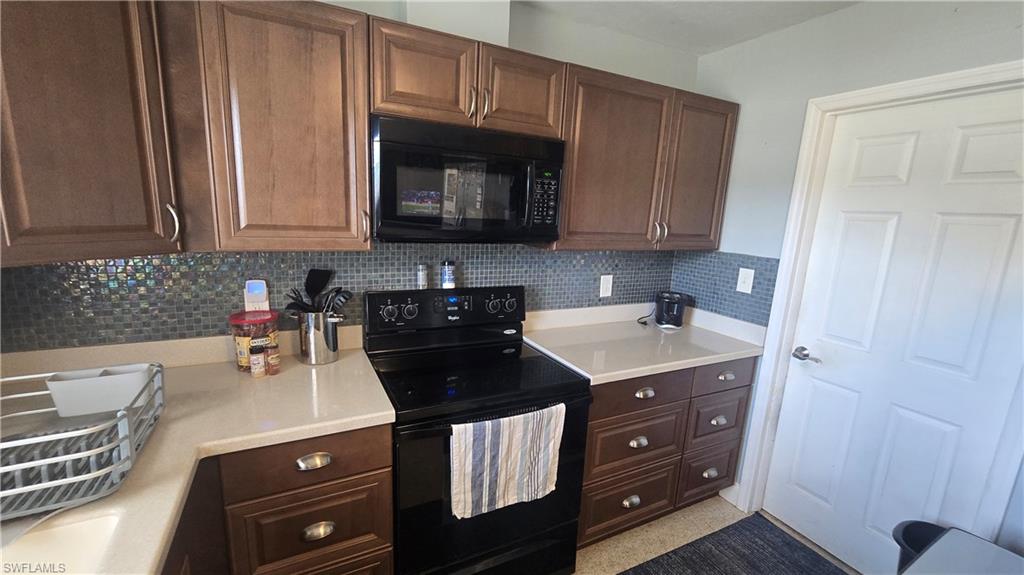SAN CARLOS PARK - Residential Lease
