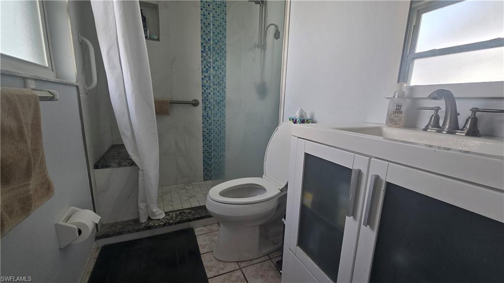 SAN CARLOS PARK - Residential Lease