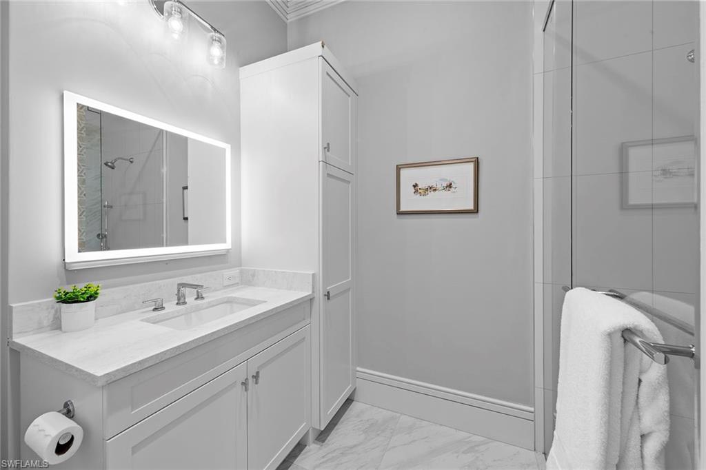QUAIL WEST - Residential