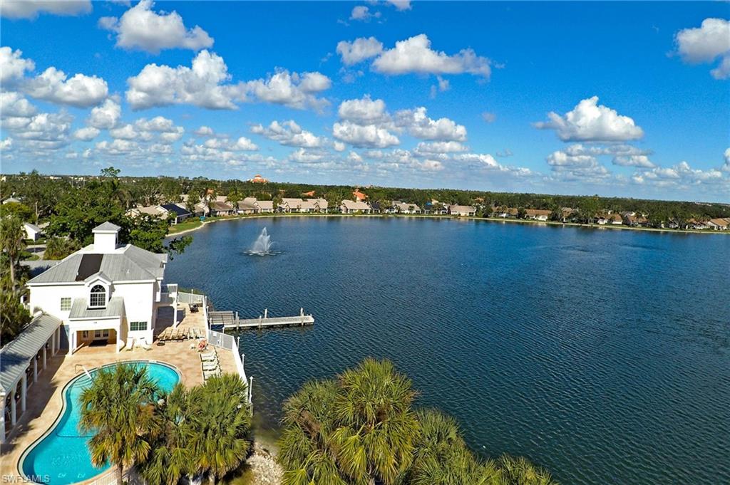LAKESIDE CARRIAGE HOMES - Residential
