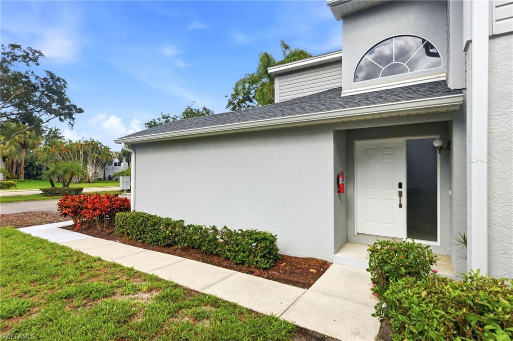 LAKESIDE CARRIAGE HOMES - Residential