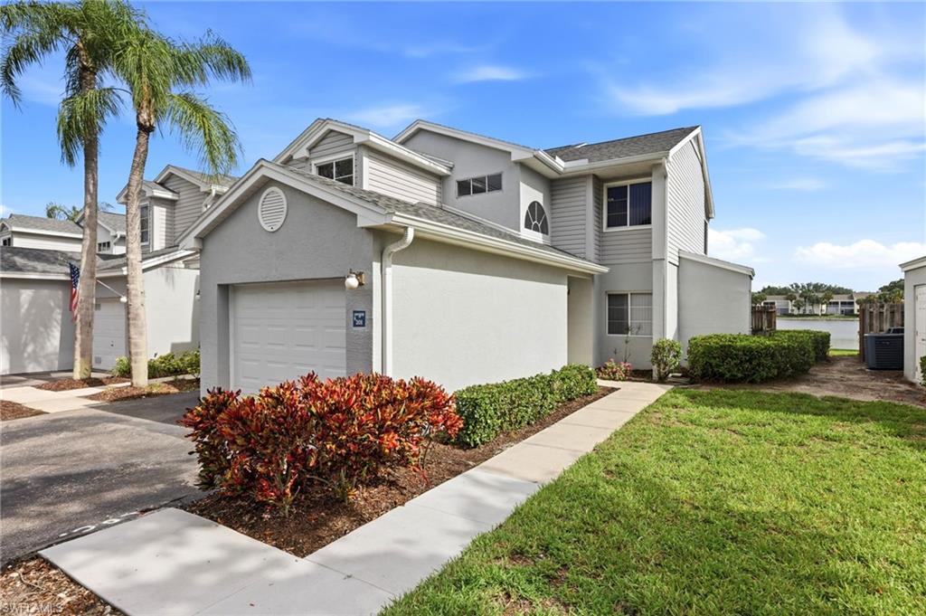 LAKESIDE CARRIAGE HOMES - Residential