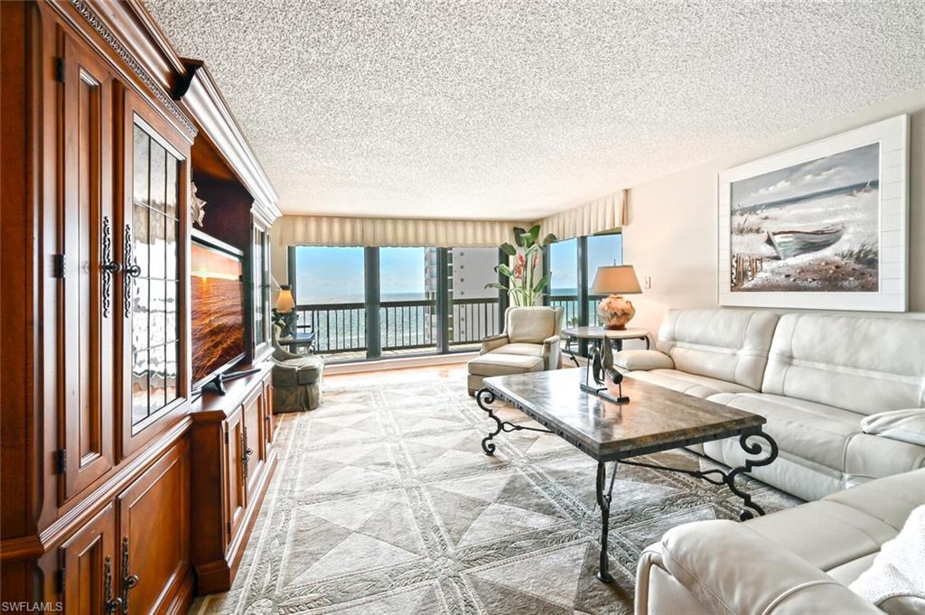 ESPLANADE CLUB - Residential Lease