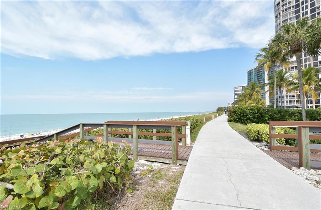 ESPLANADE CLUB - Residential Lease