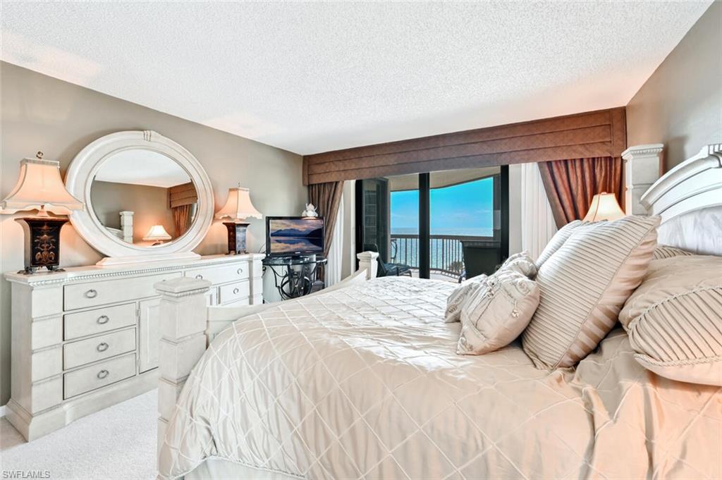 ESPLANADE CLUB - Residential Lease