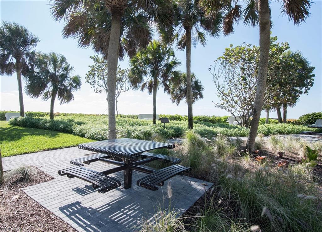ESPLANADE CLUB - Residential Lease