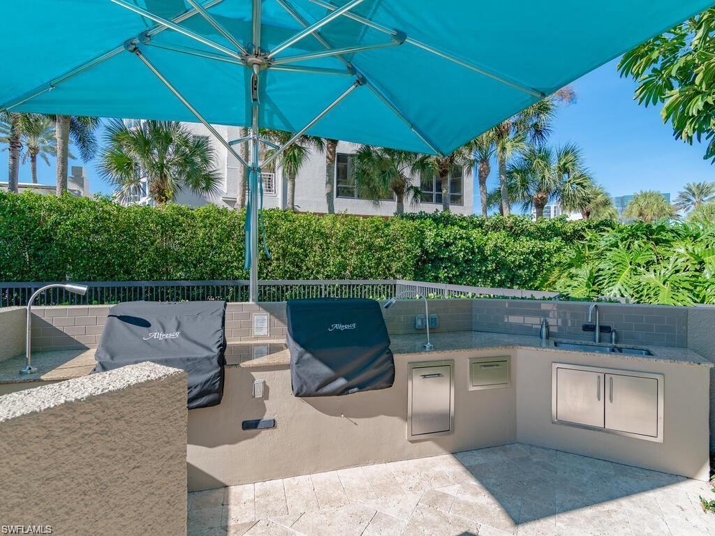 ESPLANADE CLUB - Residential Lease