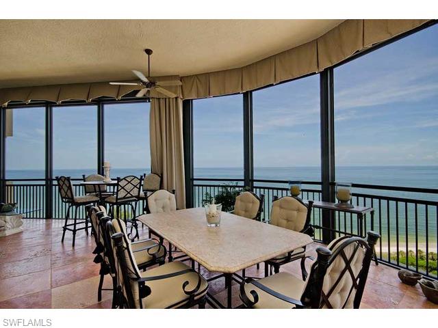 SEASONS AT NAPLES CAY - Residential