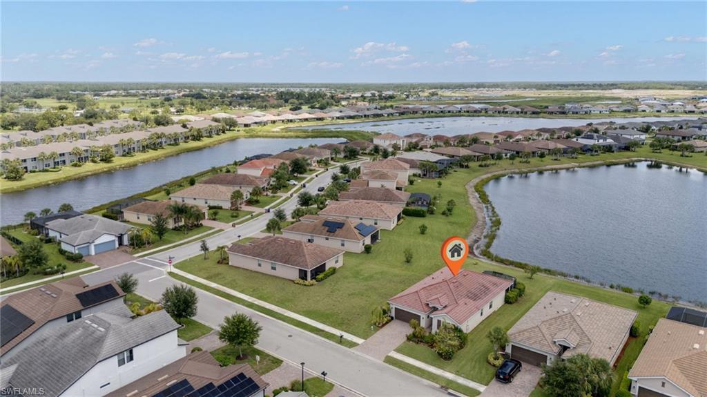 HAMPTON LAKES - Residential
