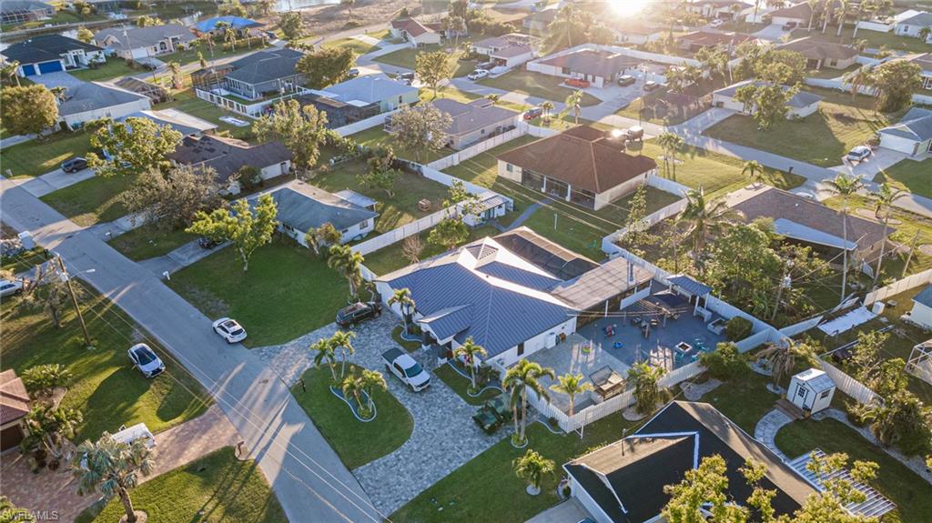 CAPE CORAL - Residential