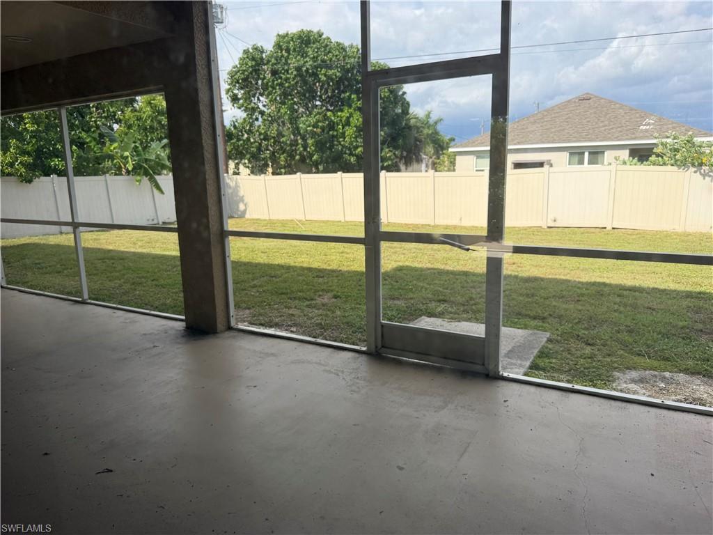 CAPE CORAL - Residential