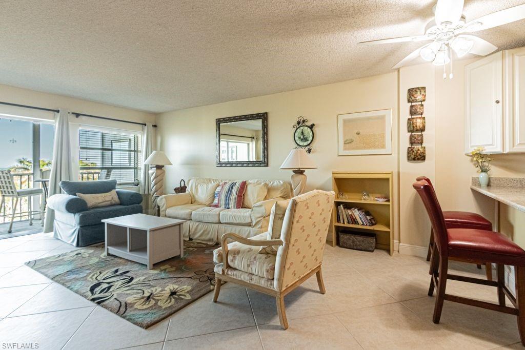 VANDERBILT TOWERS - Residential Lease