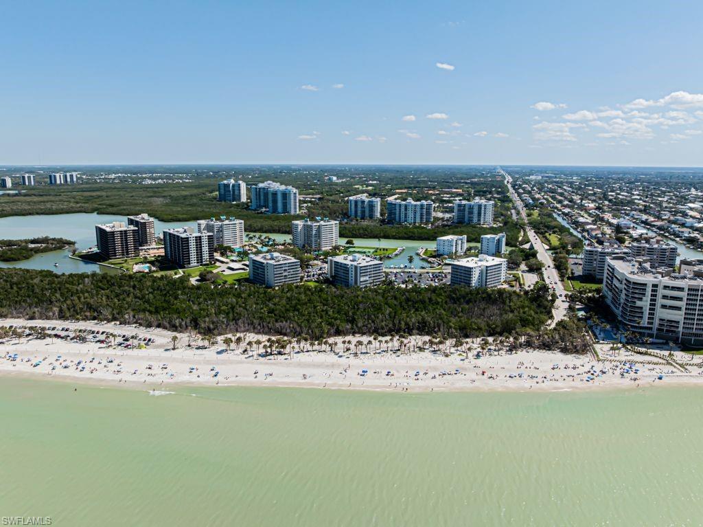 VANDERBILT TOWERS - Residential Lease