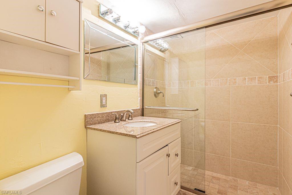 VANDERBILT TOWERS - Residential Lease