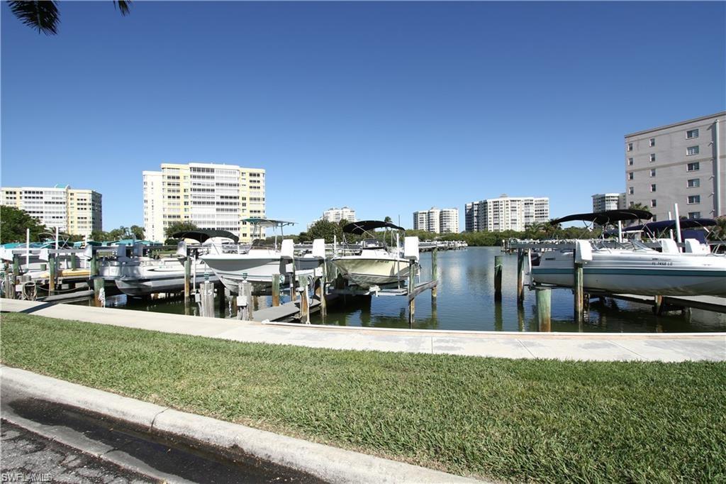 VANDERBILT TOWERS - Residential Lease