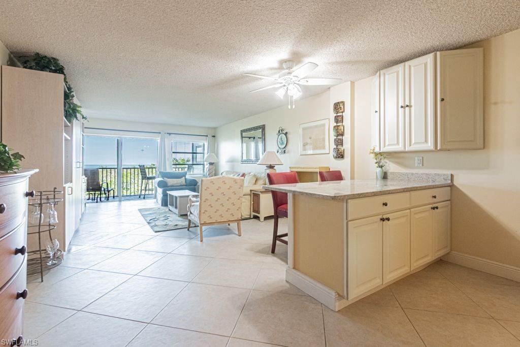 VANDERBILT TOWERS - Residential Lease