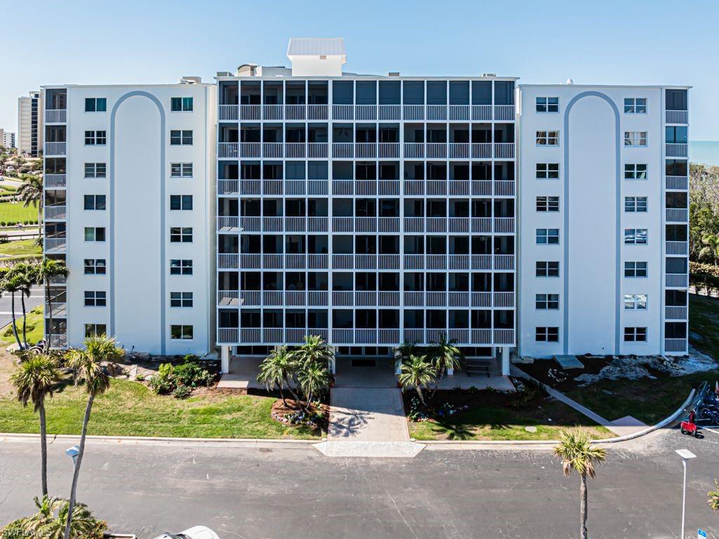 VANDERBILT TOWERS - Residential Lease