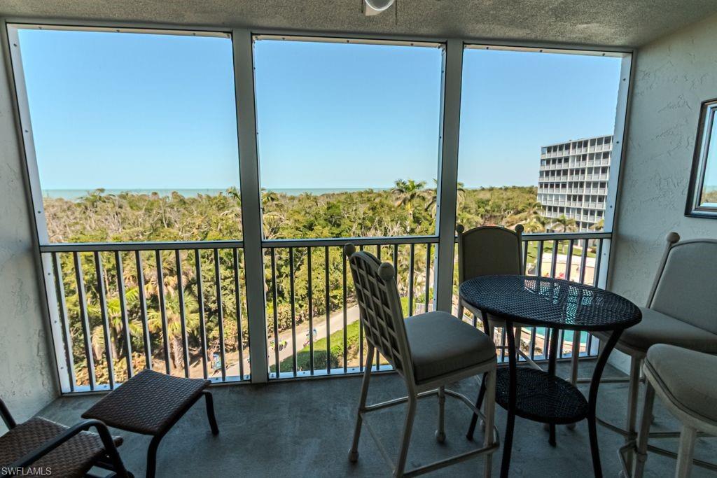 VANDERBILT TOWERS - Residential Lease