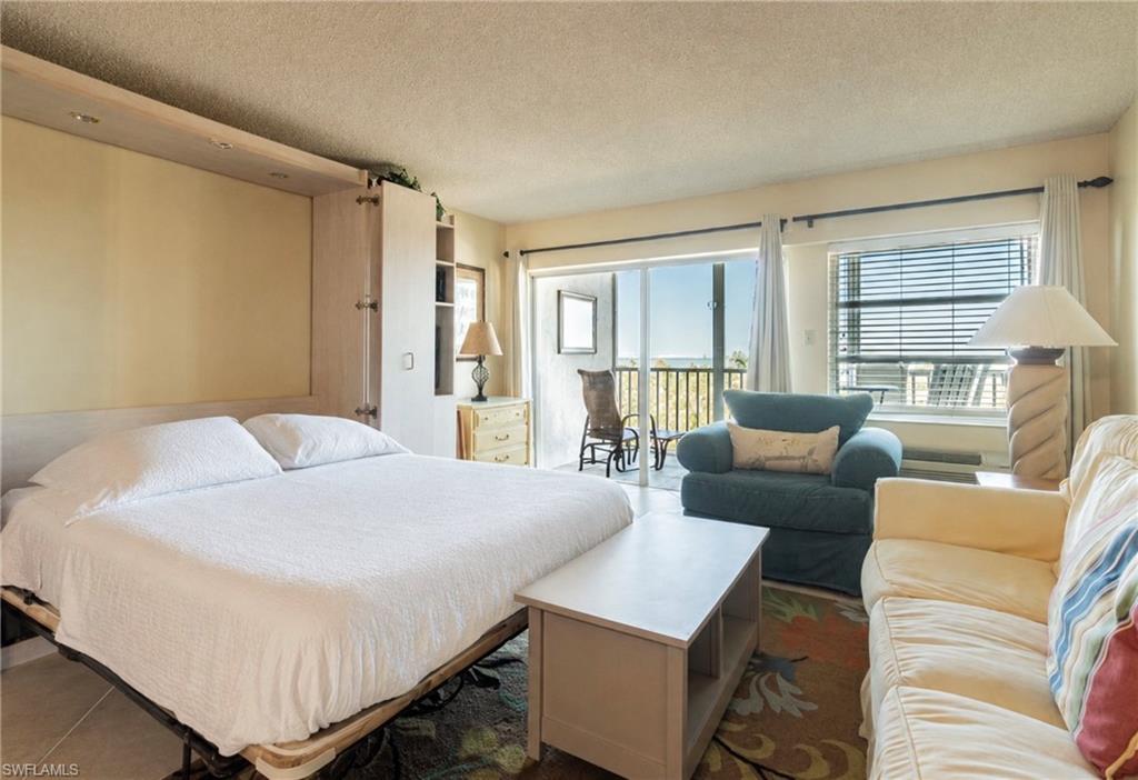 VANDERBILT TOWERS - Residential Lease