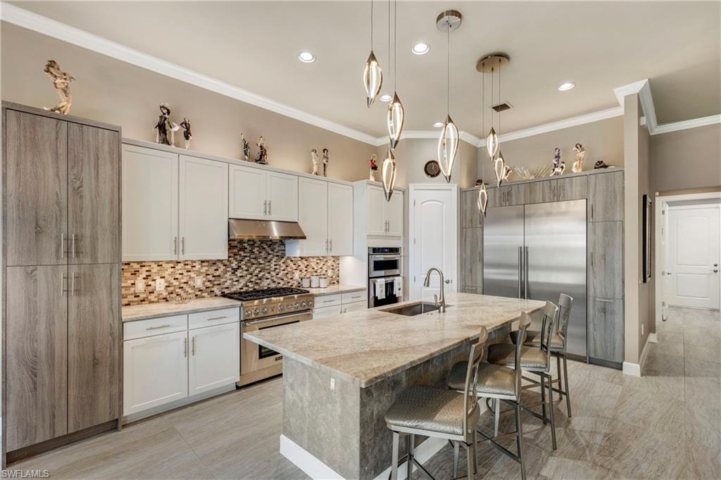 WINDING CYPRESS - Residential