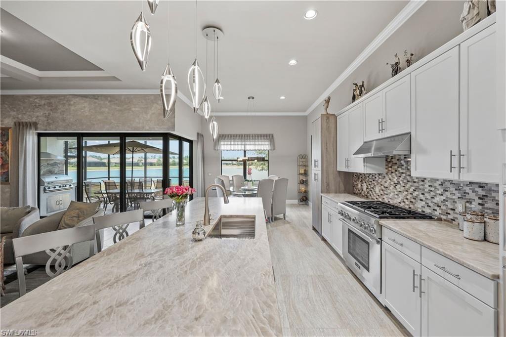 WINDING CYPRESS - Residential