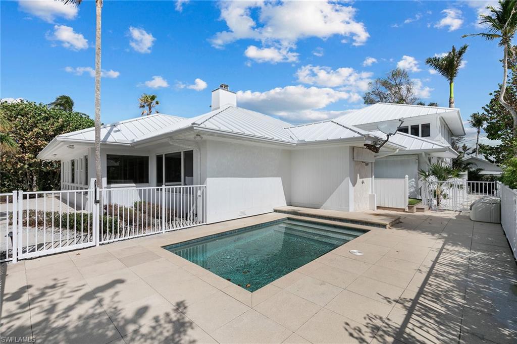 OLDE NAPLES - Residential