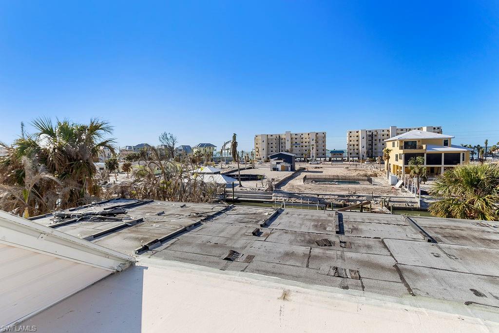 HOLIDAY HEIGHTS - Residential