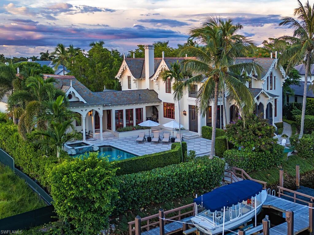 AQUALANE SHORES - Residential