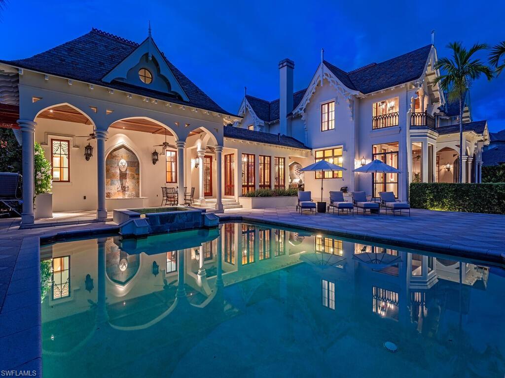 AQUALANE SHORES - Residential