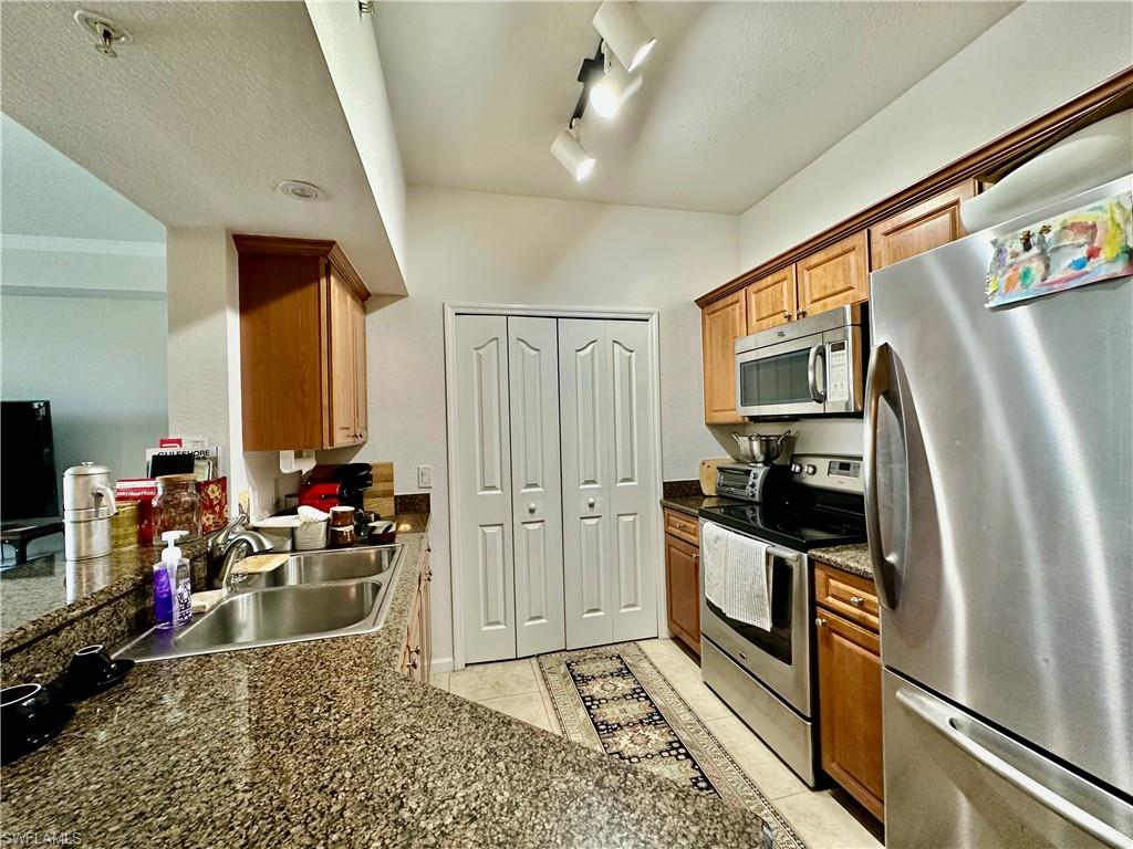 POSITANO PLACE - Residential Lease