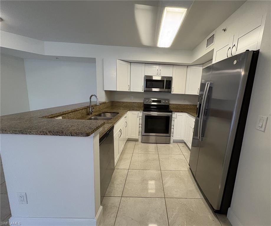 THE ENCLAVE AT NAPLES - Residential Lease