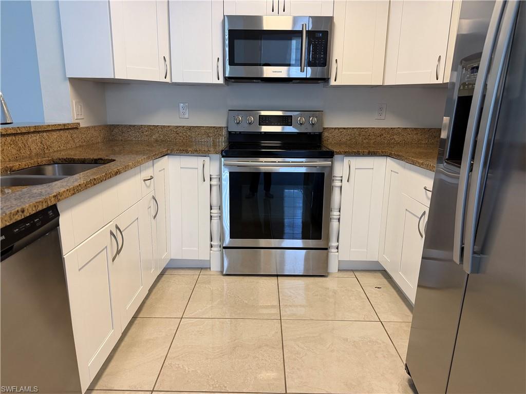 THE ENCLAVE AT NAPLES - Residential Lease