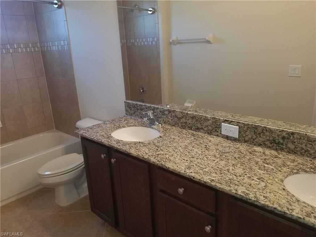 BOTANICA LAKES - Residential