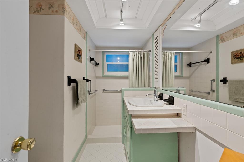 SHELL HARBOR - Residential