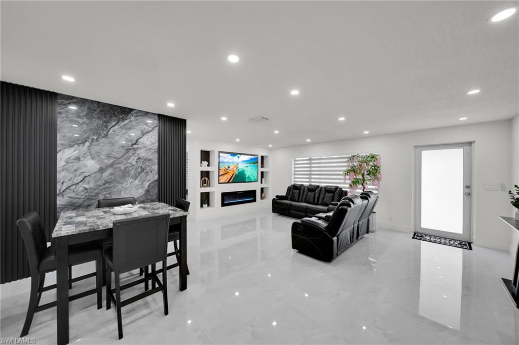 NORTH FORT MYERS - Residential