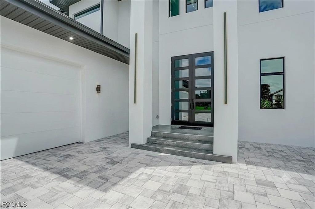 RIVERWATCH - Residential