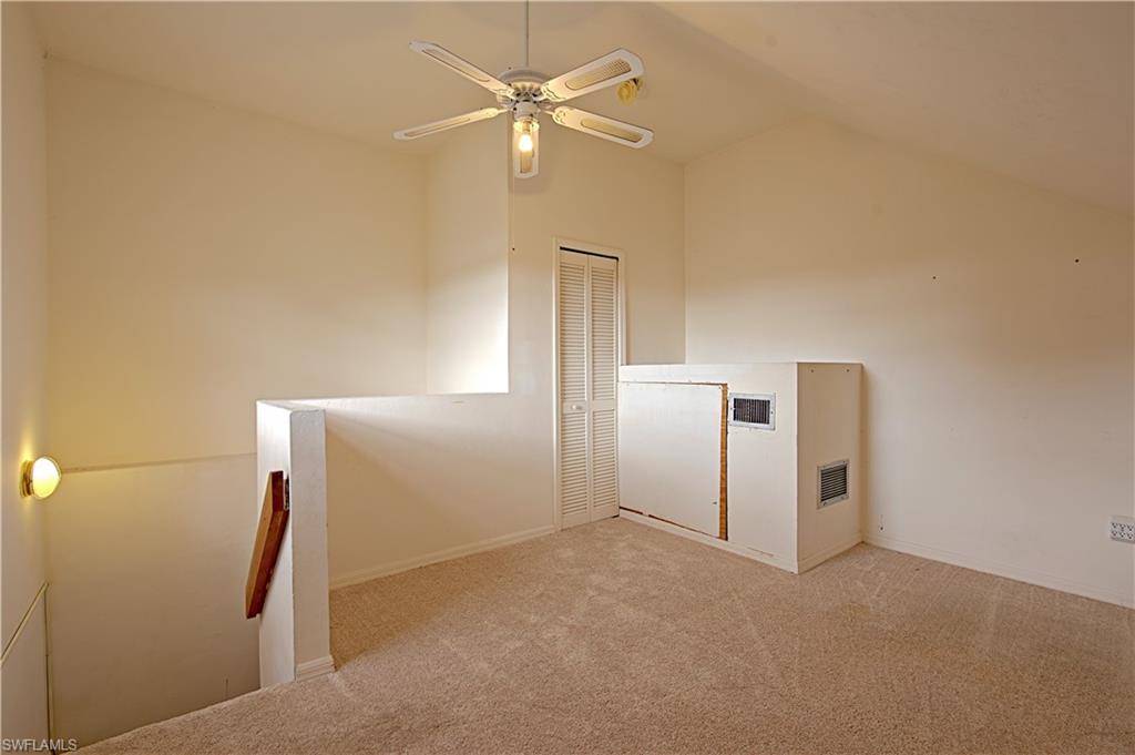 SAN CARLOS PARK - Residential