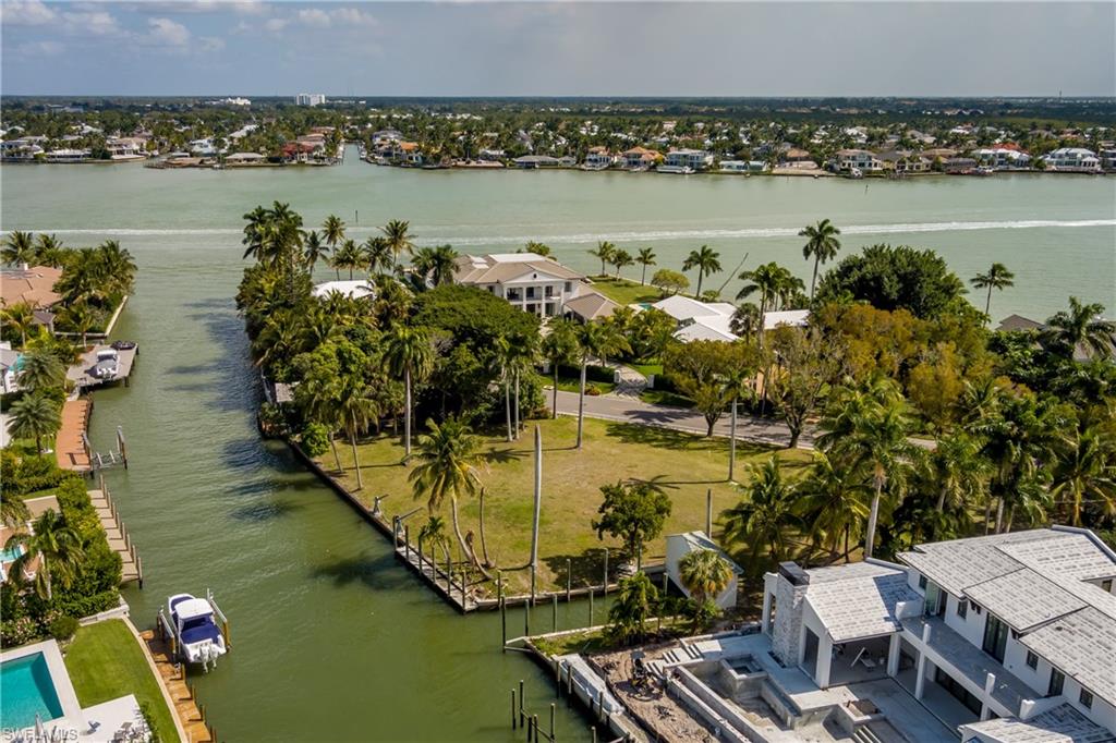 AQUALANE SHORES - Land