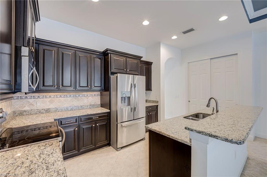 MANCHESTER SQUARE - Residential