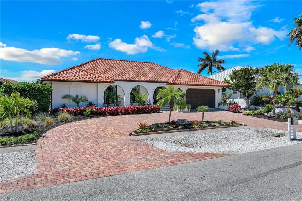 MARCO ISLAND - Residential