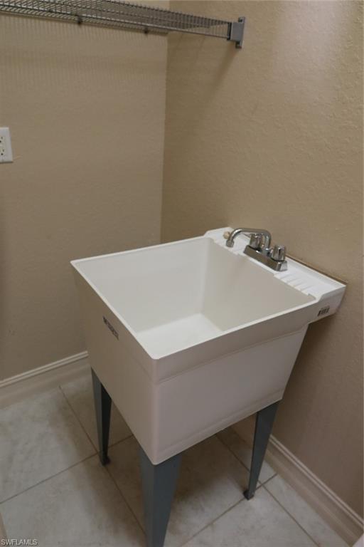 BONITA SPRINGS - Residential Lease