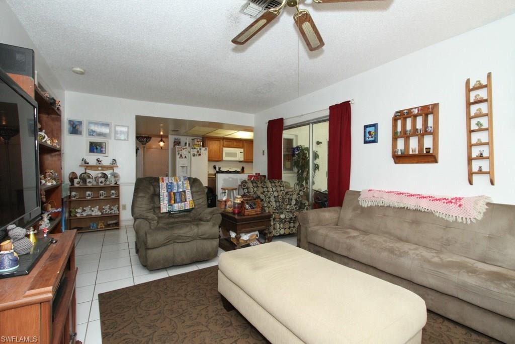 COUNTRY CLUB ESTATES - Residential