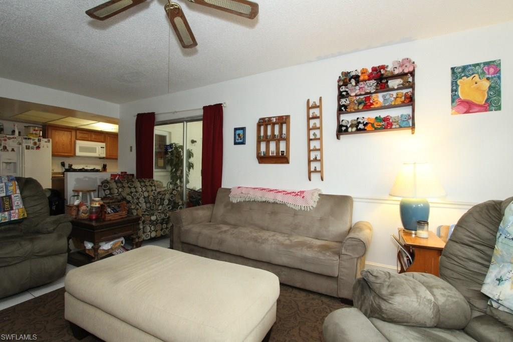 COUNTRY CLUB ESTATES - Residential
