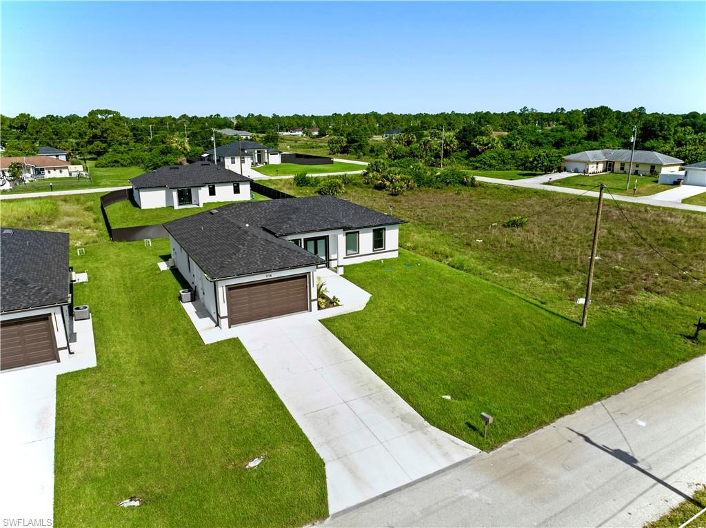 LEHIGH ACRES - Residential