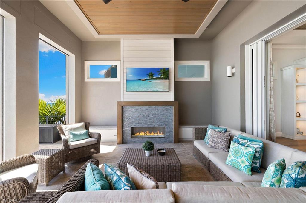 BONITA BEACH - Residential