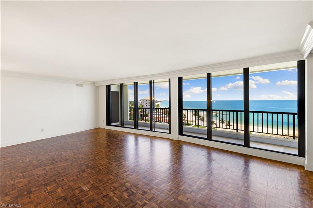 ADMIRALTY POINT - Residential