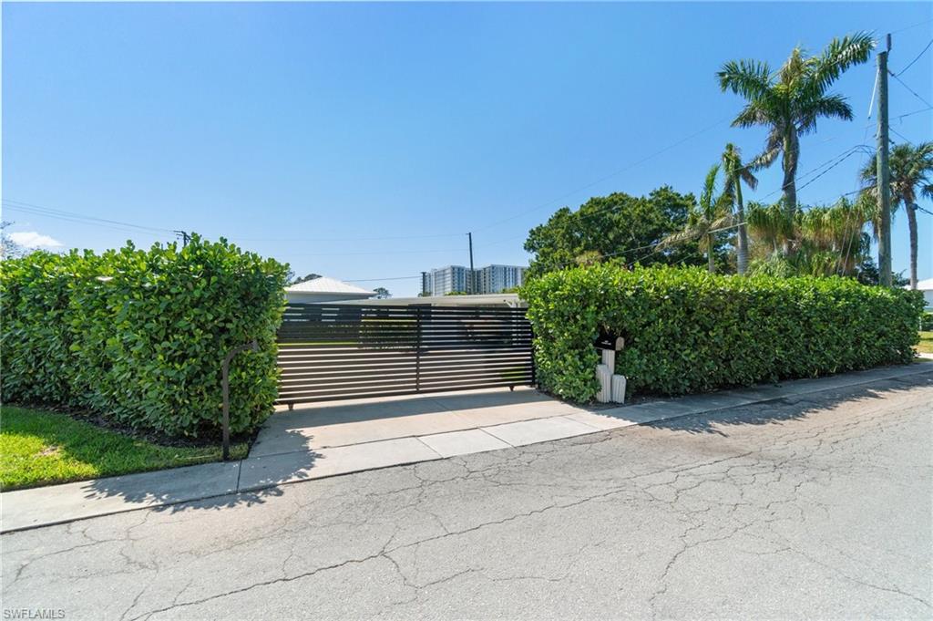 BROOKSIDE - Residential