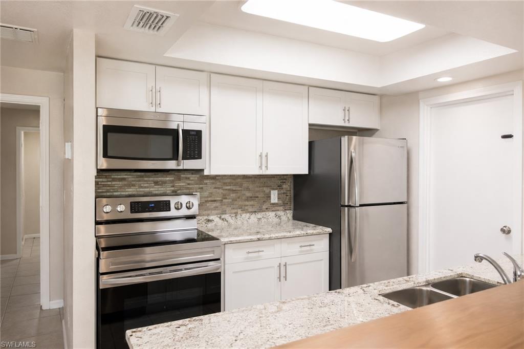 CAPE CORAL - Residential Lease