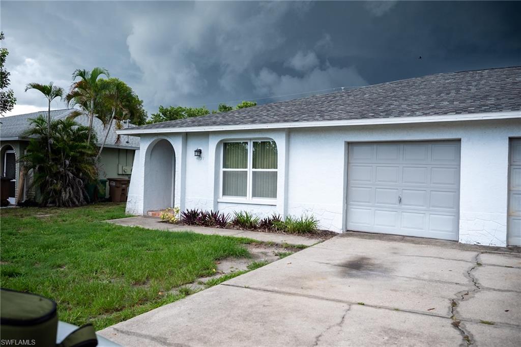 CAPE CORAL - Residential Lease