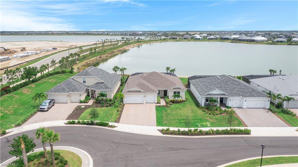 EDGEWATER - Residential